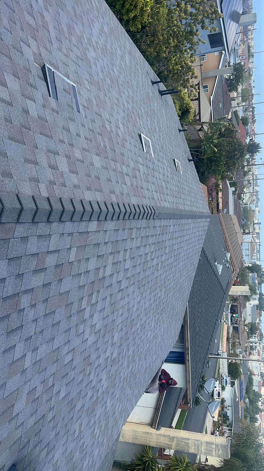 architectural shingle roof on a home in Brentwood, California — a Samuel Roofing Inc. job photo