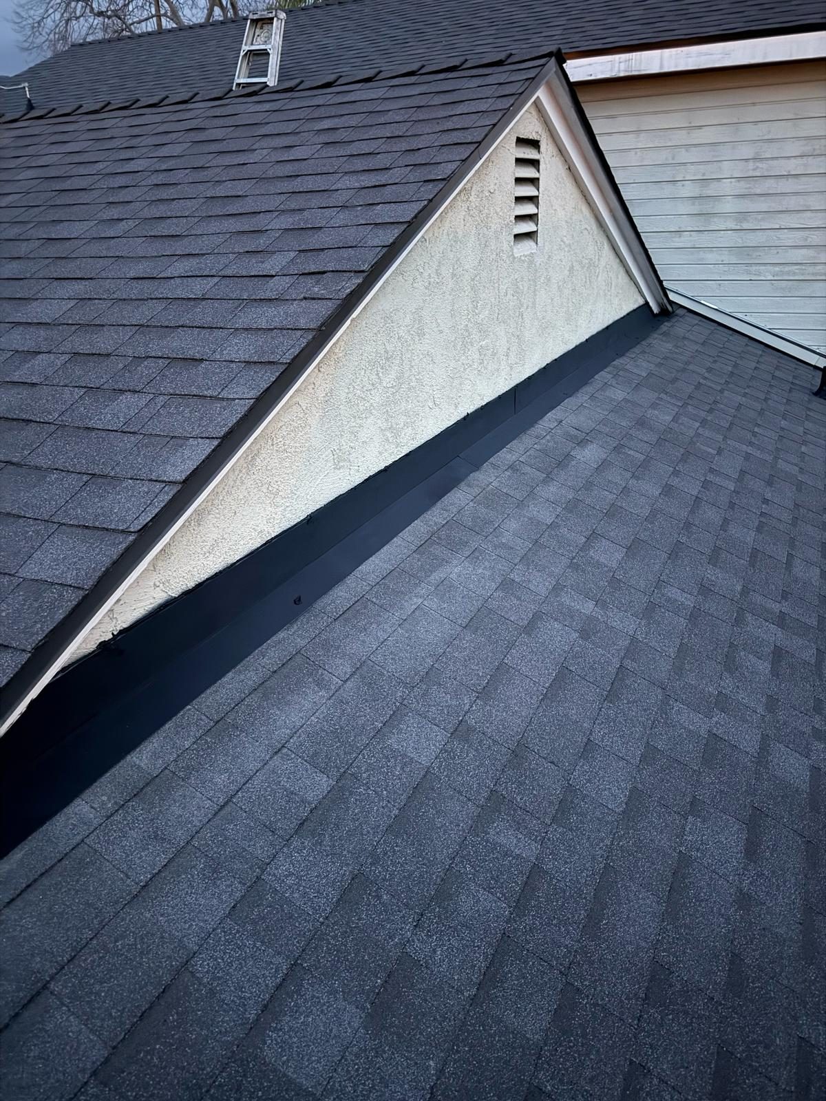 architectural shingle roof on a home in Burbank, California — a Samuel Roofing Inc. job photo