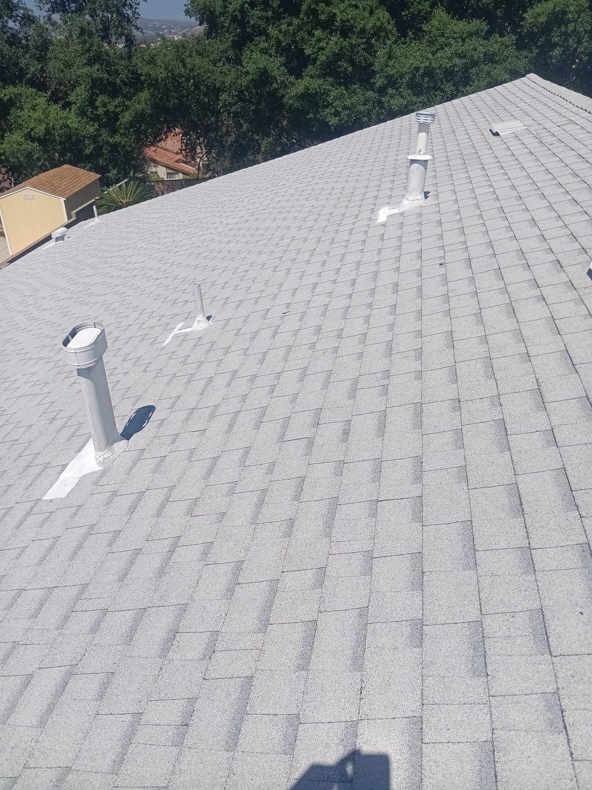 architectural shingle roof on a home in Diamond Bar, California — a Samuel Roofing Inc. job photo