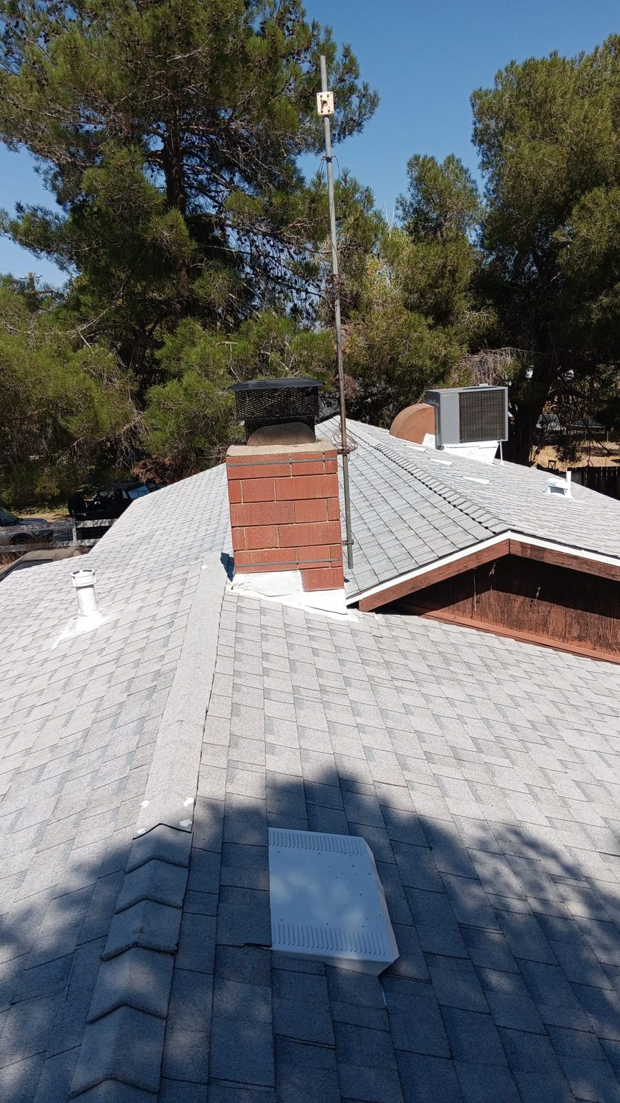 architectural shingle roof on a home in Lancaster, California — a Samuel Roofing Inc. job photo