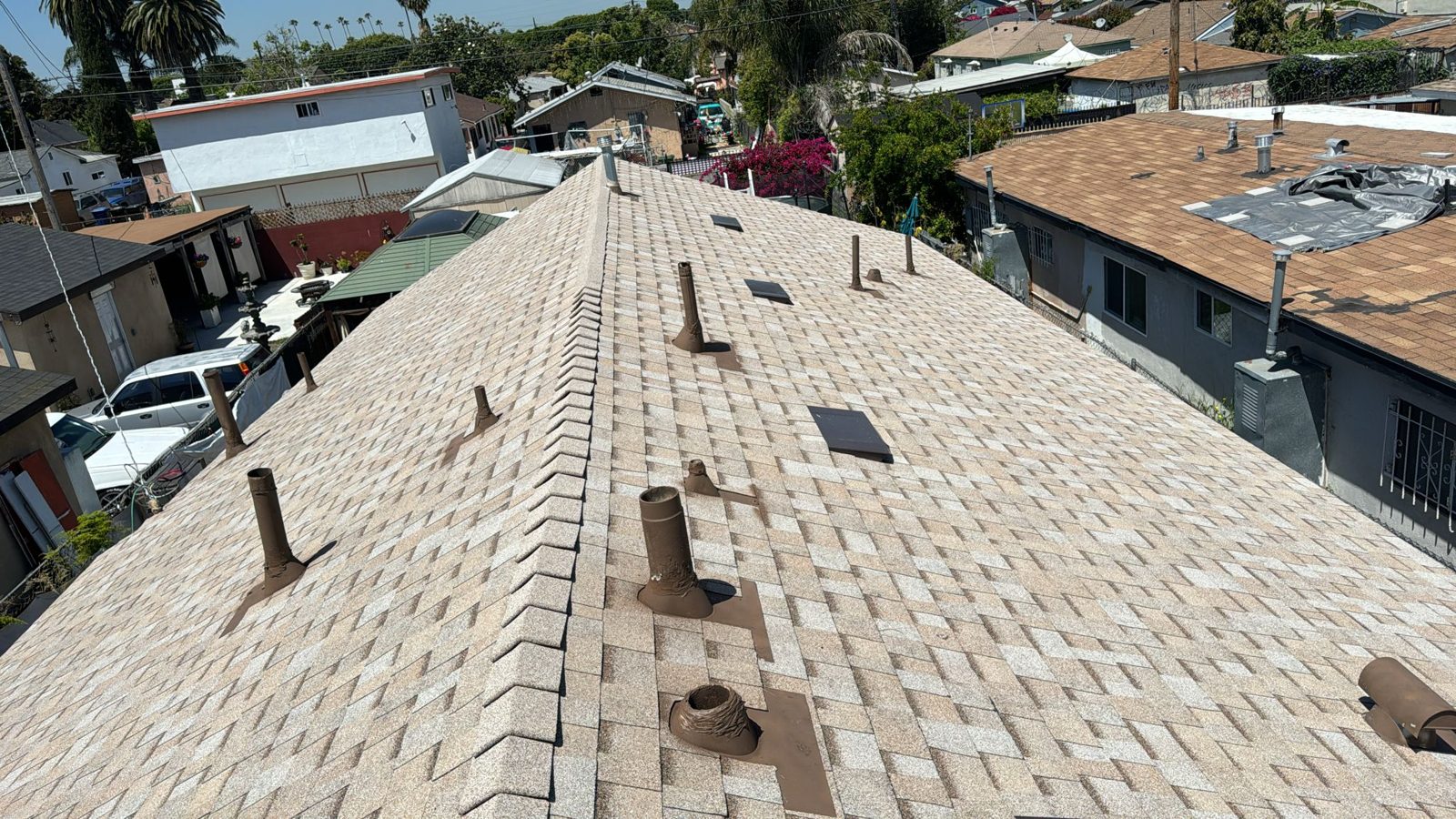architectural shingle roof on a home in Los Angeles, California — a Samuel Roofing Inc. job photo