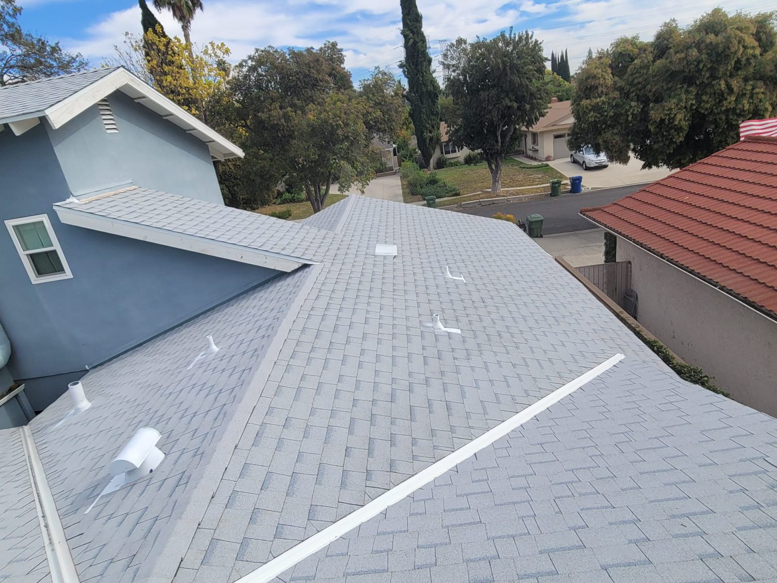 architectural shingle roof on a home in Northridge, California — a Samuel Roofing Inc. job photo
