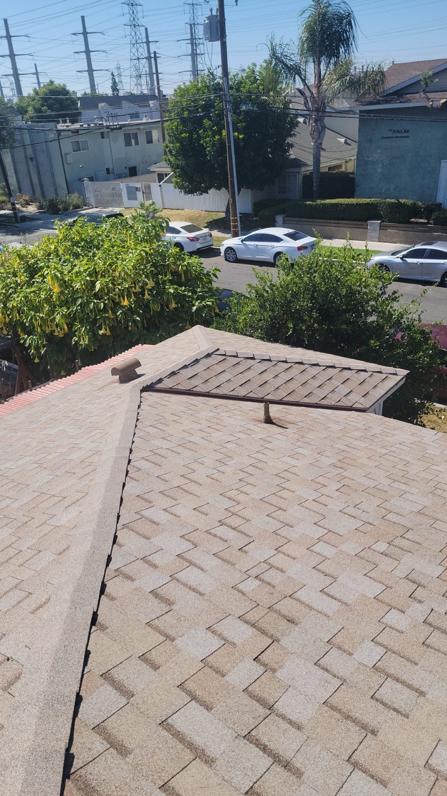 architectural shingle roof on a home in Redondo Beach, California — a Samuel Roofing Inc. job photo