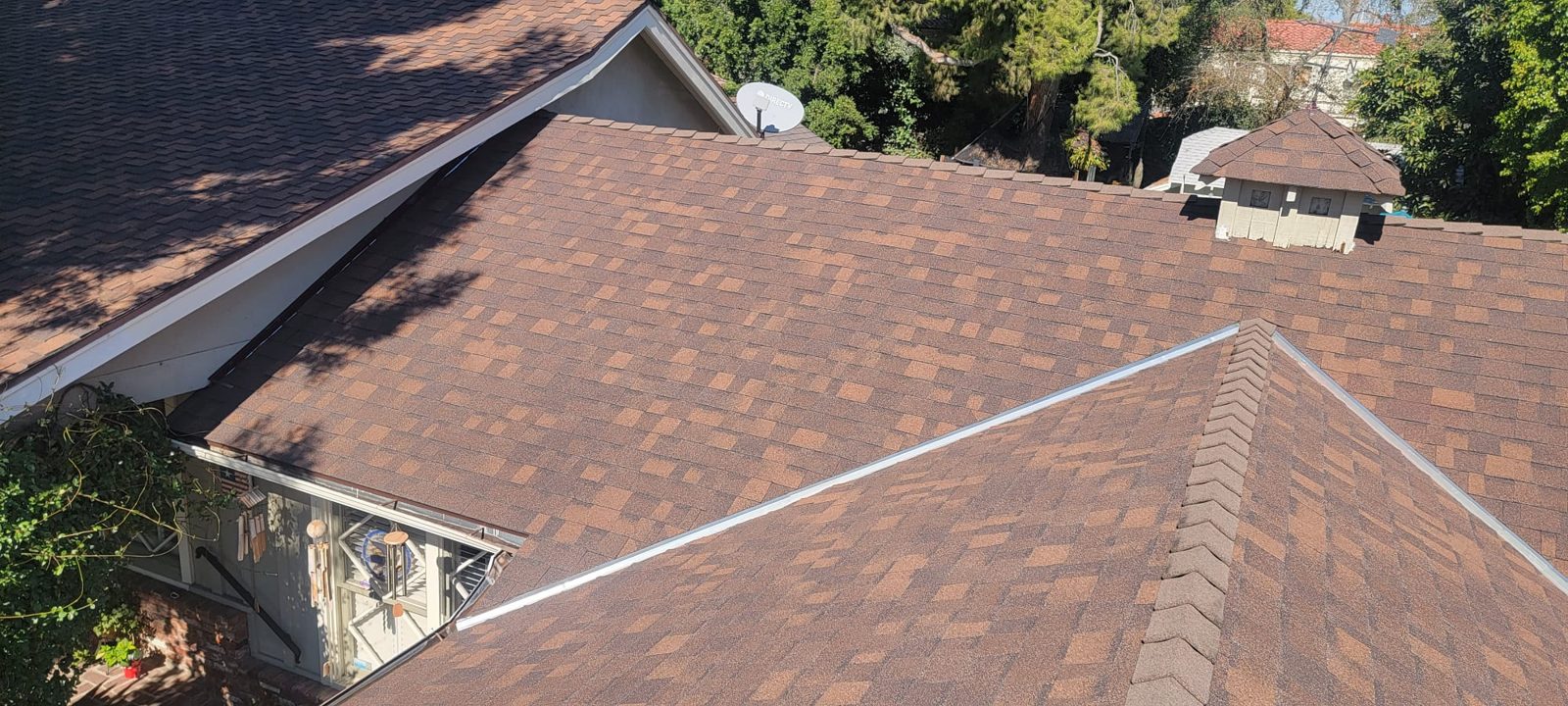 architectural shingle roof on a home in Santa Clarita, California — a Samuel Roofing Inc. job photo